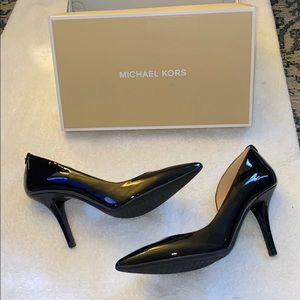 Michael Kors D’Orsay Black Patent Pumps 8M